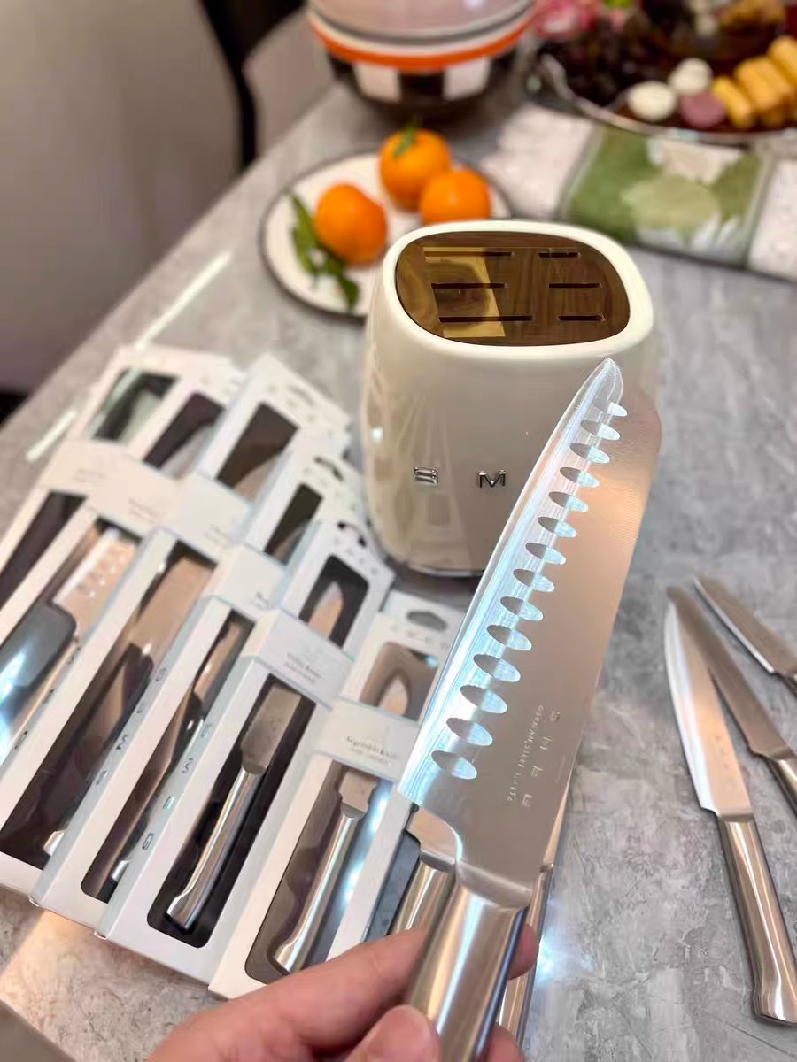 🔥 Limited Time Offer – Premium SMEG 7-Piece Knife Set with Stylish Block, Retro Western Design for Home Chefs, High-Quality, Durable Kitchen Knives, Hot Selling, Ships from Selangor!